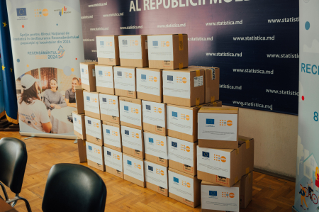 ​​​​​​​European Union and UNFPA donate 3,000 electronic tablets to the National Bureau of Statistics